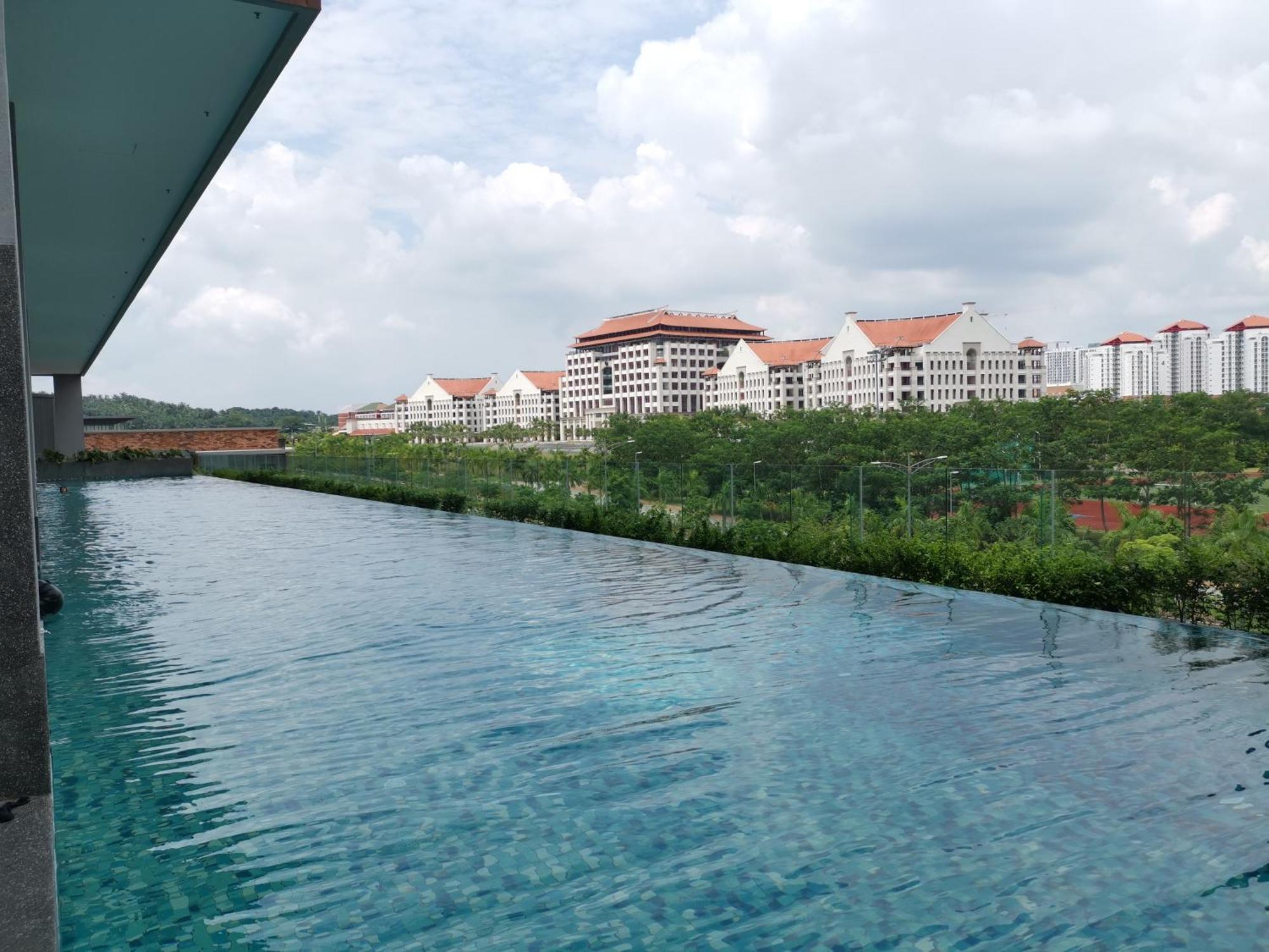 Bell Suite @ Sepang By Mhs Exterior photo